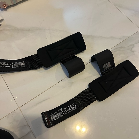 Grip Gear Black Lifting Straps #3 - Picture 5 of 8